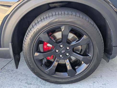 Used 2024 Ford Explorer ST w/ Equipment Group 401A image 33