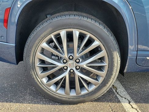 New 2026 Buick Enclave Avenir w/ Super Cruise Package image 6