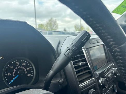 Used 2016 Ford F150 XLT w/ Equipment Group 302A Luxury AWD/4WD image 25