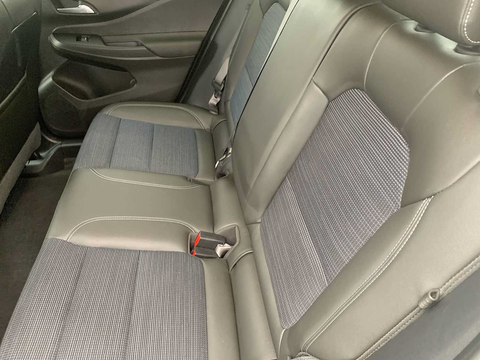 Used 2025 Buick Envista Preferred w/ Convenience I Package FWD image 22