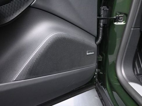 Certified 2025 Porsche Macan Electric RWD image 16