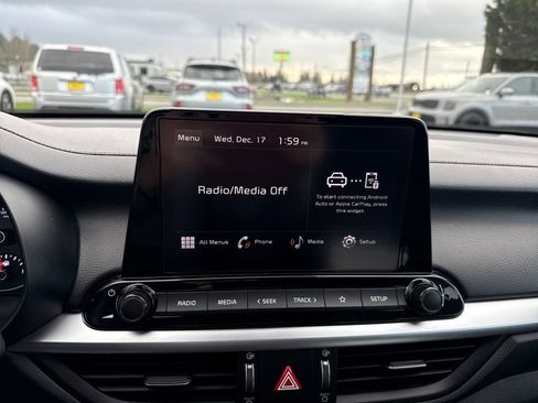 Certified 2023 Kia Forte LXS image 25