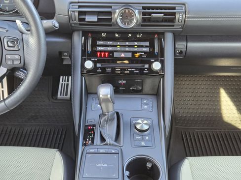 Used 2023 Lexus IS 500 image 28