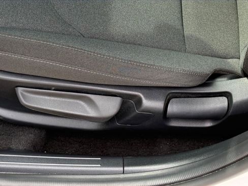 Used 2025 Kia K4 LXS image 22