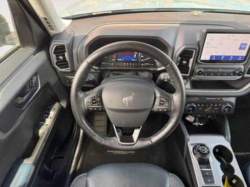 Used 2021 Ford Bronco Sport Outer Banks w/ Outer Banks Package AWD/4WD image 12
