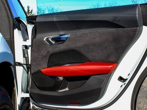 Used 2024 Audi e-tron GT Premium Plus image 12