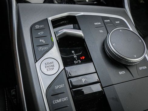 Used 2026 BMW 330i Sedan w/ M Sport Package RWD image 26