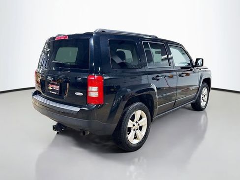 Used 2017 Jeep Patriot Latitude image 7