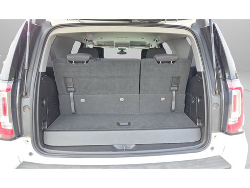 Used 2015 GMC Yukon SLE RWD image 15