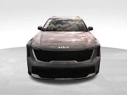 Used 2025 Kia Sorento S