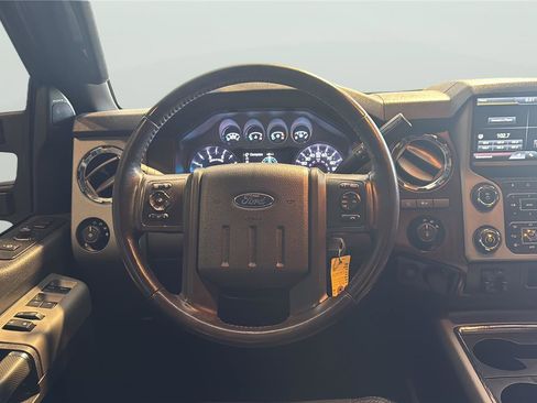 Used 2016 Ford F250 Lariat w/ Chrome Package image 12