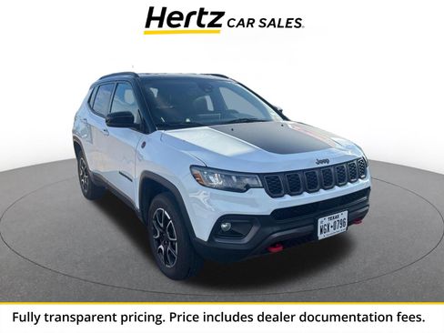 Used 2025 Jeep Compass Trailhawk AWD/4WD image 1