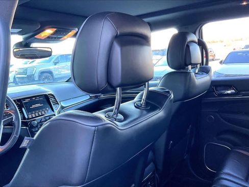 Used 2019 Jeep Grand Cherokee Overland image 19