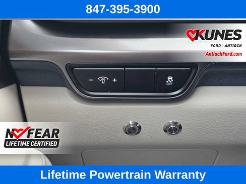 Used 2025 Kia Carnival SX Prestige FWD image 49