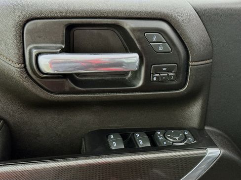 Used 2020 GMC Sierra 2500 AT4 w/ AT4 Premium Package image 21