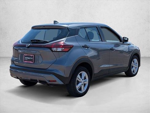 Used 2024 Nissan Kicks S FWD image 5