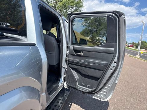 Used 2024 Toyota Tacoma TRD Sport AWD/4WD image 20