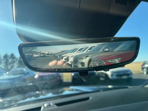 Used 2024 Cadillac Escalade ESV Premium Luxury image 28