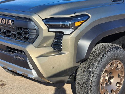 New 2026 Toyota Tacoma Trailhunter image 9