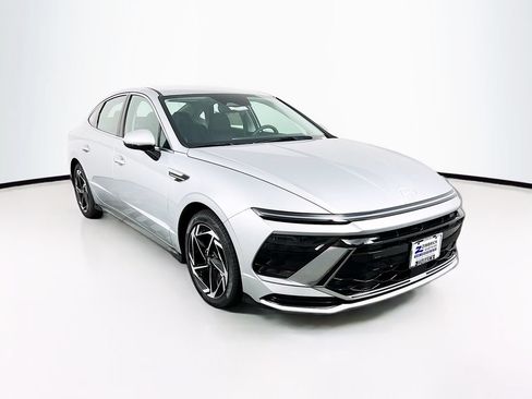 Certified 2026 Hyundai Sonata SEL AWD/4WD image 1