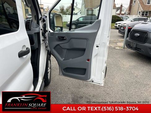 Used 2016 Ford Transit 150 XLT image 25