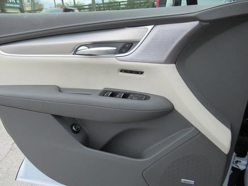 New 2026 Cadillac XT5 Premium Luxury w/ Driver Assist Package FWD image 20