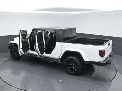Used 2021 Jeep Gladiator Sport AWD/4WD image 53