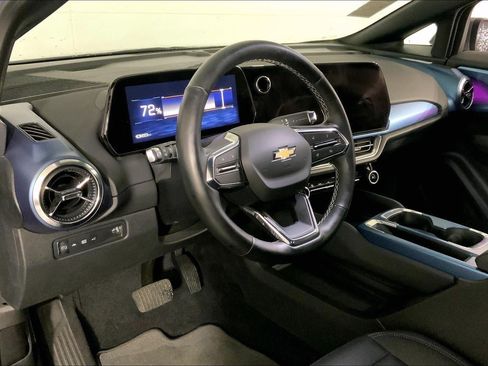 Used 2025 Chevrolet Equinox EV LT w/ Convenience Package AWD/4WD image 14