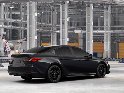 New 2026 Toyota Camry Hybrid AWD/4WD image 12