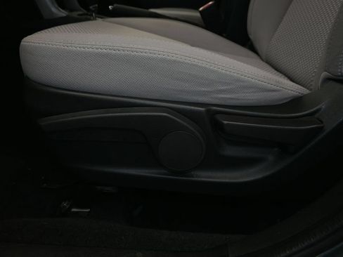 Used 2017 Subaru Forester 2.5i w/ Alloy Wheel Package AWD/4WD image 21