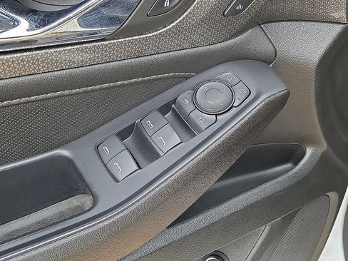 Used 2022 Chevrolet Traverse Premier w/ Redline Edition image 23