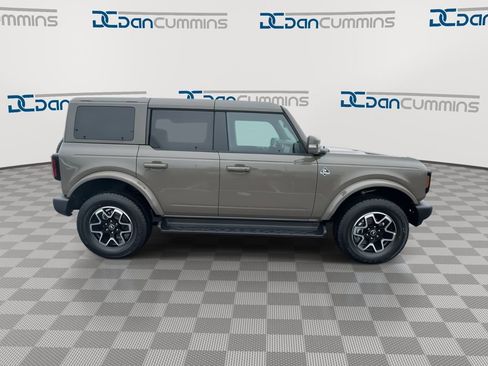 New 2025 Ford Bronco Outer Banks AWD/4WD image 9
