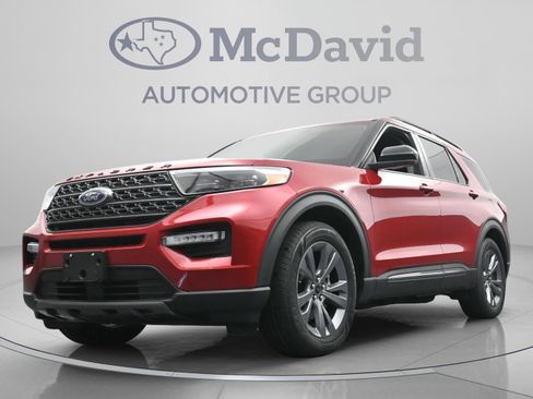 Used 2022 Ford Explorer XLT w/ Equipment Group 202A RWD image 27