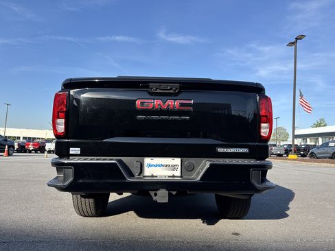 Used 2023 GMC Sierra 1500 Elevation image 9