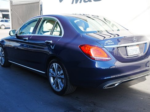Used 2019 Mercedes-Benz C 300 Sedan image 6