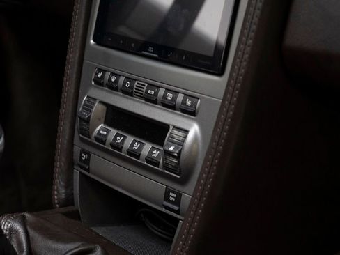 Used 2006 Porsche 911 Carrera image 36