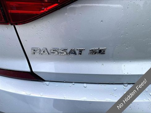 Used 2017 Volkswagen Passat 1.8T SE FWD image 8