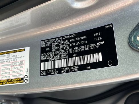 Used 2025 Toyota 4Runner TRD Off-Road image 22