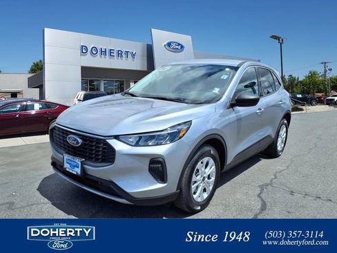 Certified 2023 Ford Escape Active AWD/4WD image 1