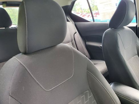 Used 2024 Nissan Kicks SV FWD image 18