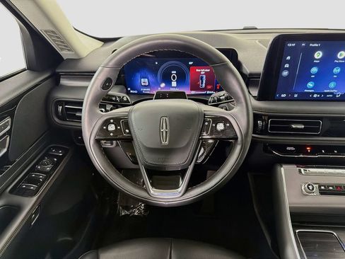 Used 2026 Lincoln Aviator 2WD image 23
