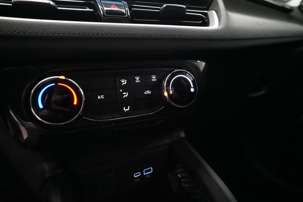 Used 2025 Chevrolet TrailBlazer LT AWD/4WD image 20