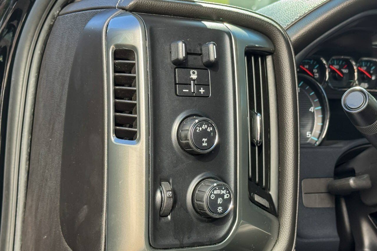 Used 2019 Chevrolet Silverado 2500 LTZ w/ Duramax Plus Package AWD/4WD image 34