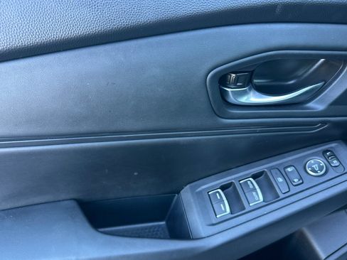 Used 2025 Honda Accord SE image 10
