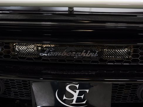 Used 2024 Lamborghini Huracan EVO AWD/4WD image 38