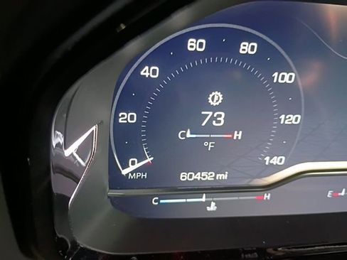 Used 2024 GMC Yukon Denali w/ Advanced Technology Package AWD/4WD image 31