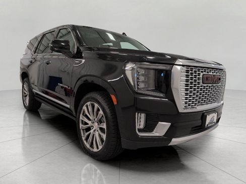 Used 2021 GMC Yukon Denali w/ Denali Ultimate Package AWD/4WD image 1