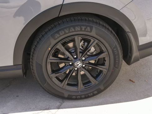 Used 2025 Honda CR-V Sport-L image 5