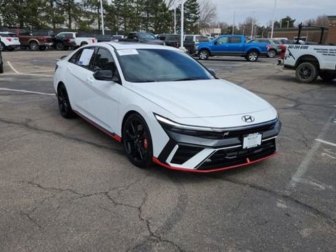 Used 2025 Hyundai Elantra N FWD image 19