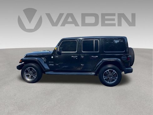 Used 2023 Jeep Wrangler Unlimited Sahara AWD/4WD image 23